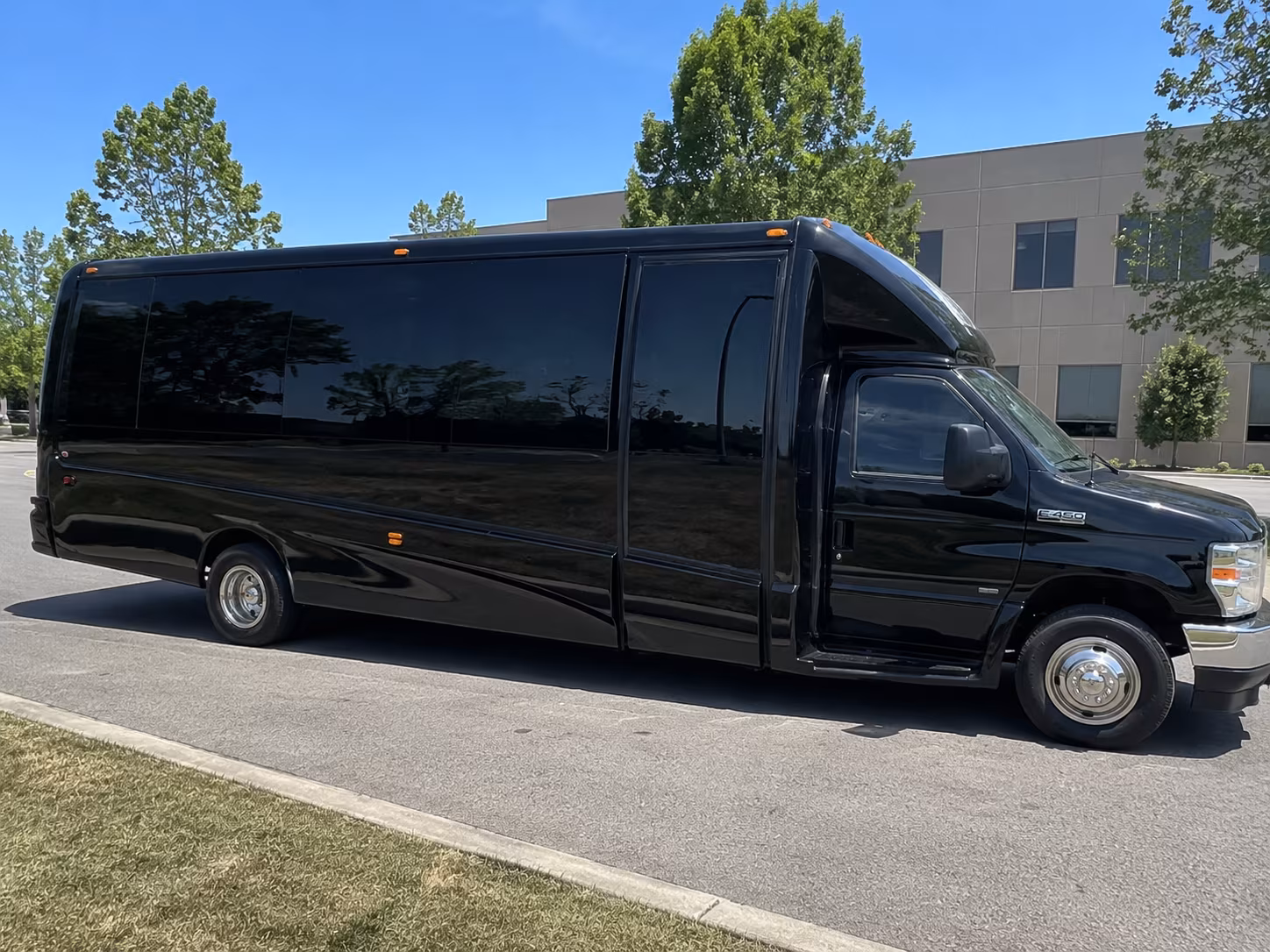 West Jordan Birthday, Sweet 16, & Quinceañera Party Bus Rentals